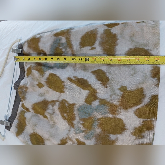 Ann Taylor LOFT Mini Skirt sz 4 Green and Beige Abstract Leaves Forest Fairy - Picture 6 of 8